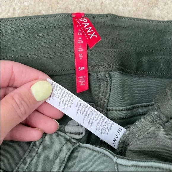 spanx stretch twill ankle cargo pant tight leggings pockets sage green NWT - Picture 12 of 12
